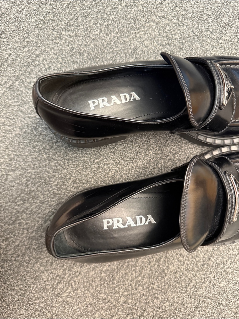 Prada Logo Leather Loafers in Nero - Picture 9 of 14